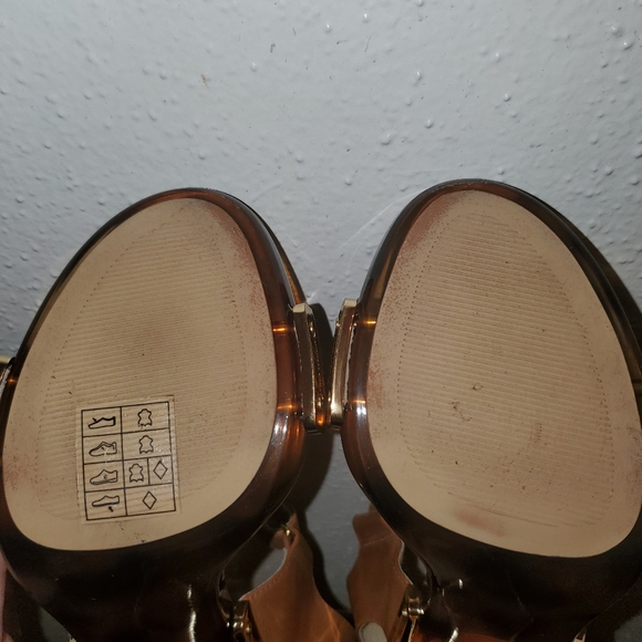 Michael Kors Marble Leather Heels Sandals 7 - Picture 15 of 16